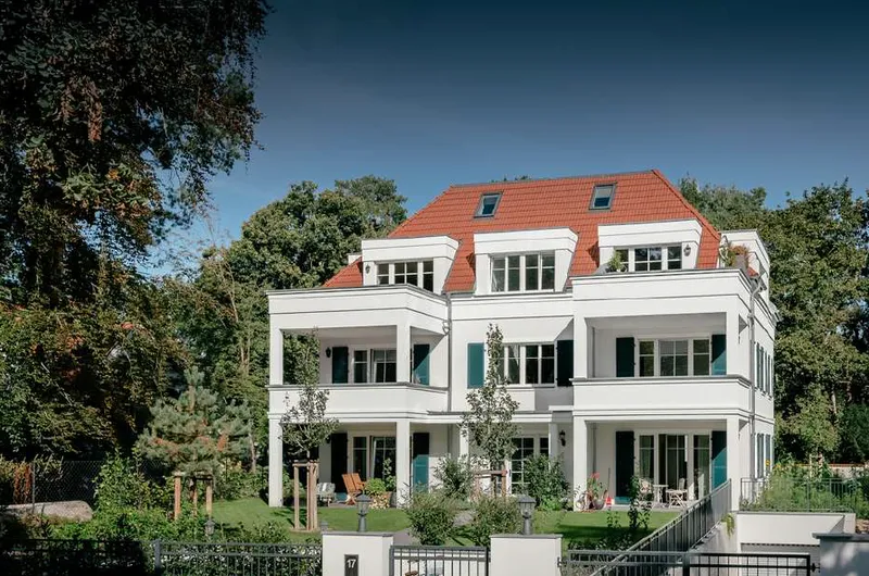 Viel Platz in Wannsee: 4-Zimmer-Wohnung mit gehobener Ausstattung — photo 1